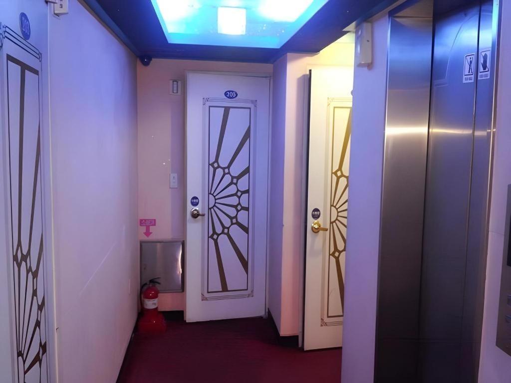 Jongro Nova Motel Szöul Kültér fotó