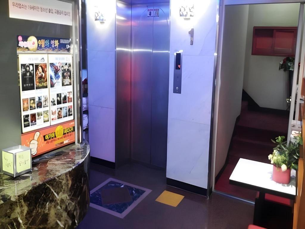 Jongro Nova Motel Szöul Kültér fotó